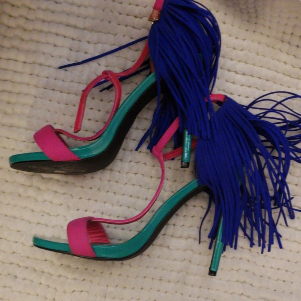Privileged  multicolored heels